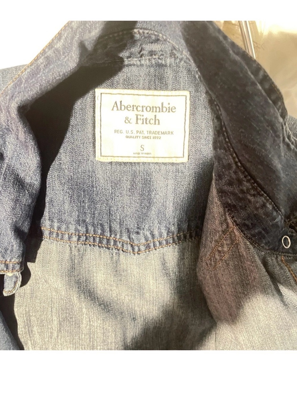 Abercrombie & Fitch Regular Trademark 1892 Women Long Sleeve Button Up Size S